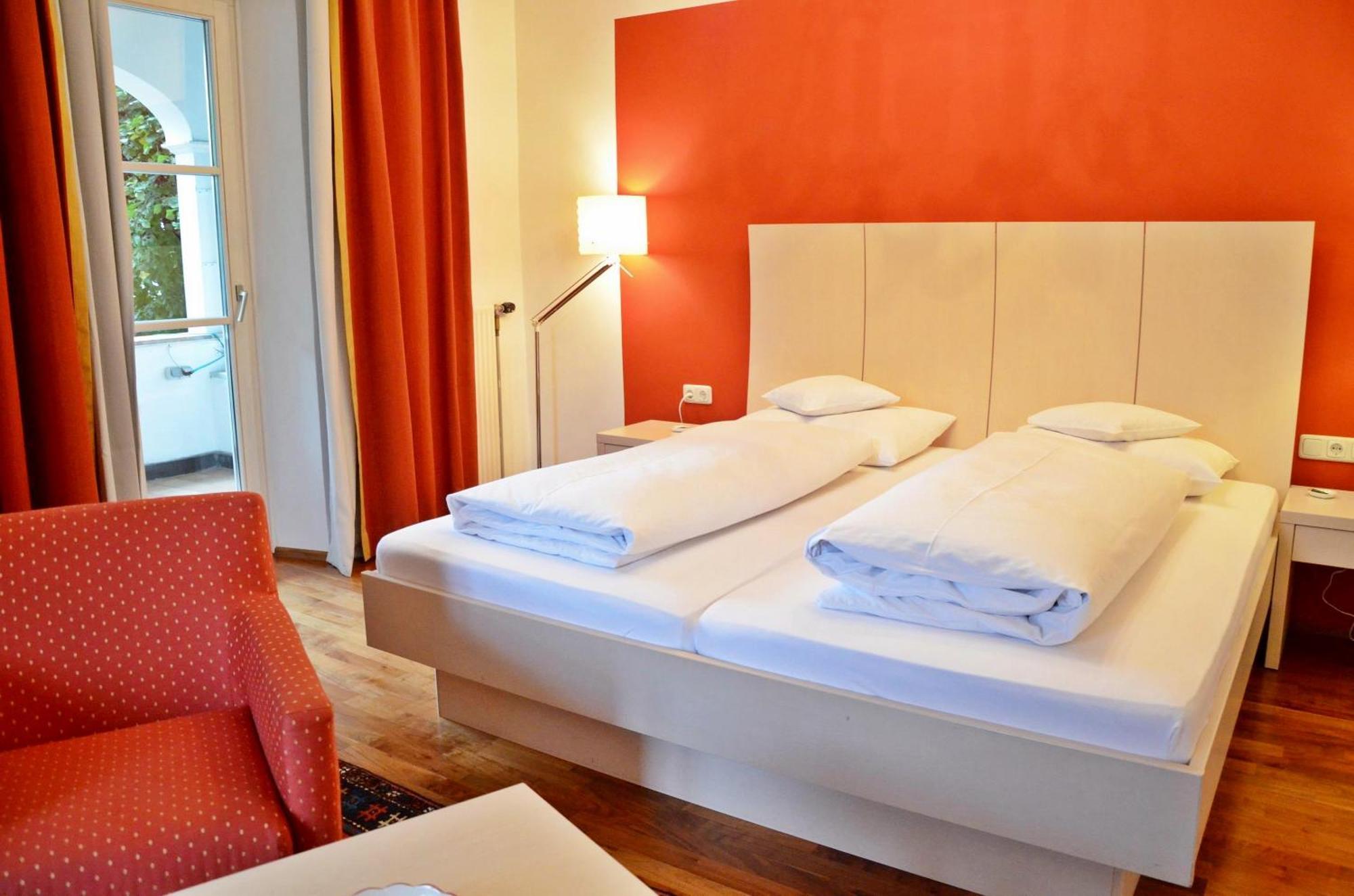 Aktivhotel Foettinger Steinbach am Attersee Cameră foto